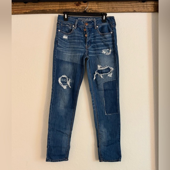 American Eagle Outfitters Denim - American Eagle Outfitters Tomgirl Size 2 Button-Fly Distressed Jeans